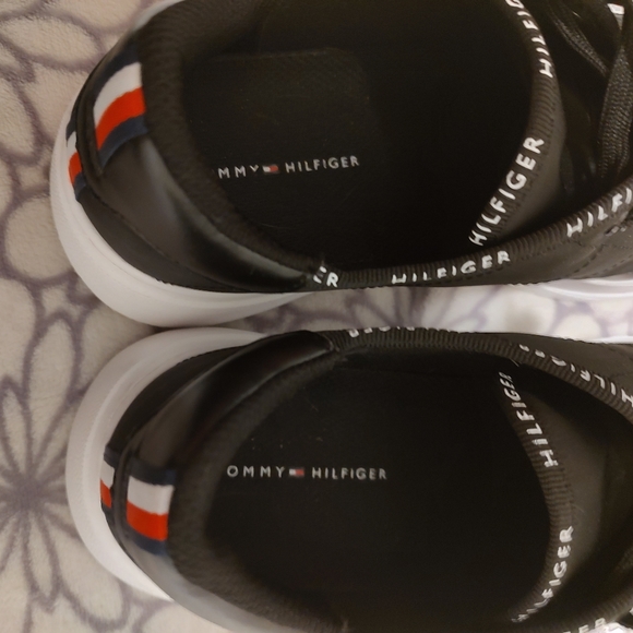 Tommy Hilfiger sneakers - Picture 9 of 10